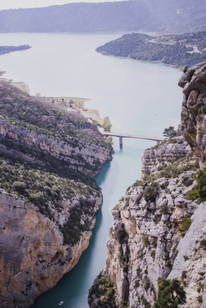 view of the entrance to the Verdon Gorges in winter with the Galetas bridge